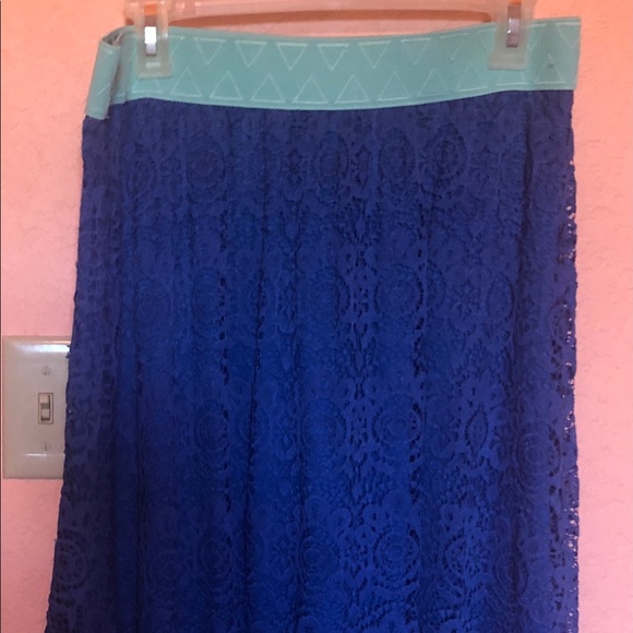 👑Lularoe Lola skirt👑 - Picture 1 of 4